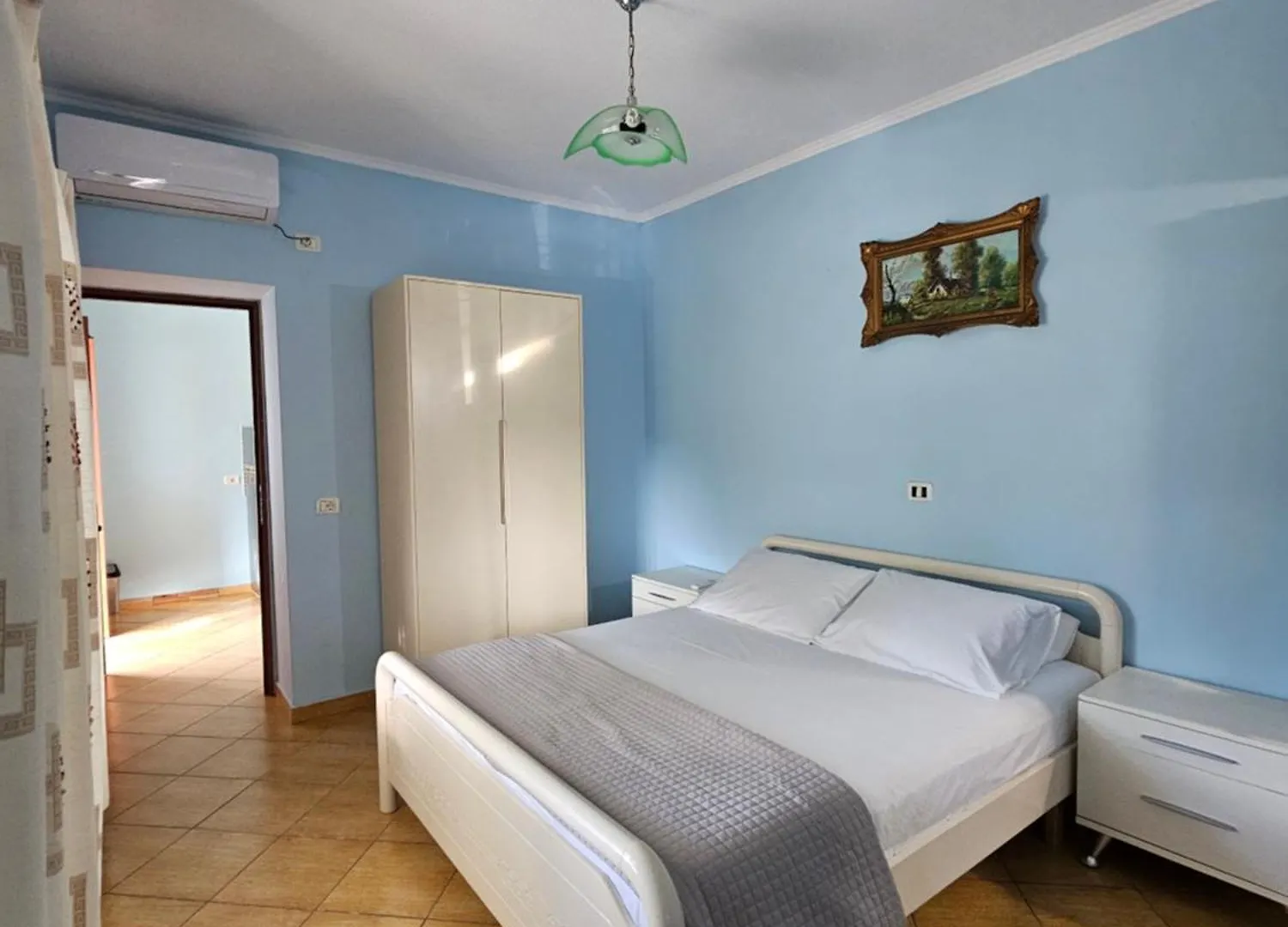 Veronika Apartments Qeparo